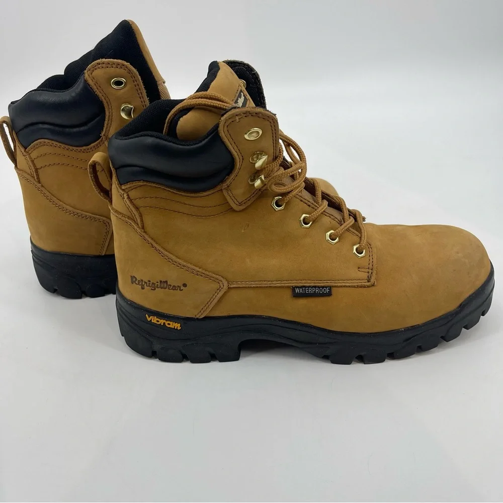 RefrigiWear, Mens, boots. Size 9.5 M good condition, Preowned waterproof